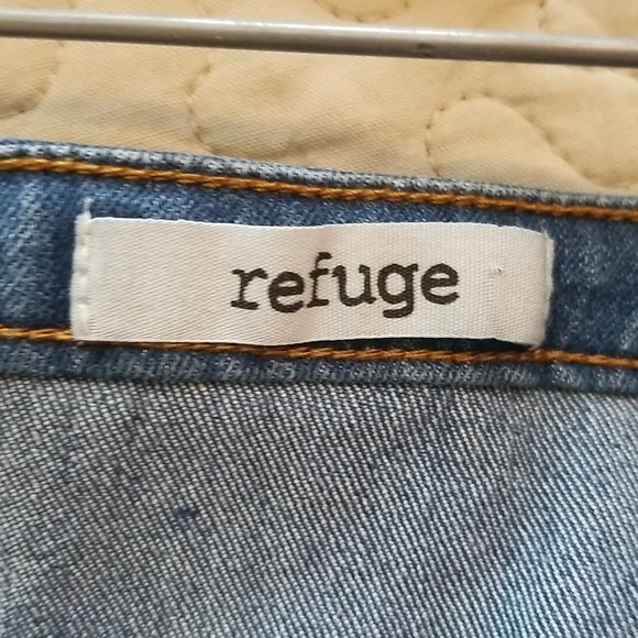 Refuge Denim Mini Skirt Large Zip Front - Picture 4 of 6